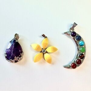 3 pendants bundle amethyst, crescent mo chakras, flower
